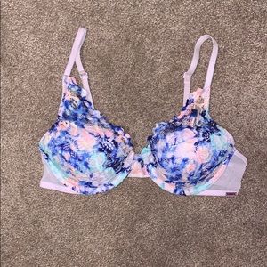 Victoria’s Secret PINK Date Lightly Lined Bra